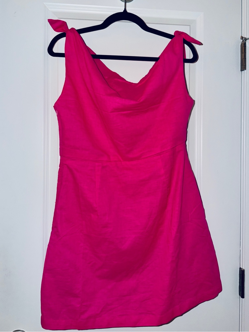 Billy J./Size 10
Sleeveless Tie-Shoulder Mini Dress in Hot Pink - Picture 4 of 5